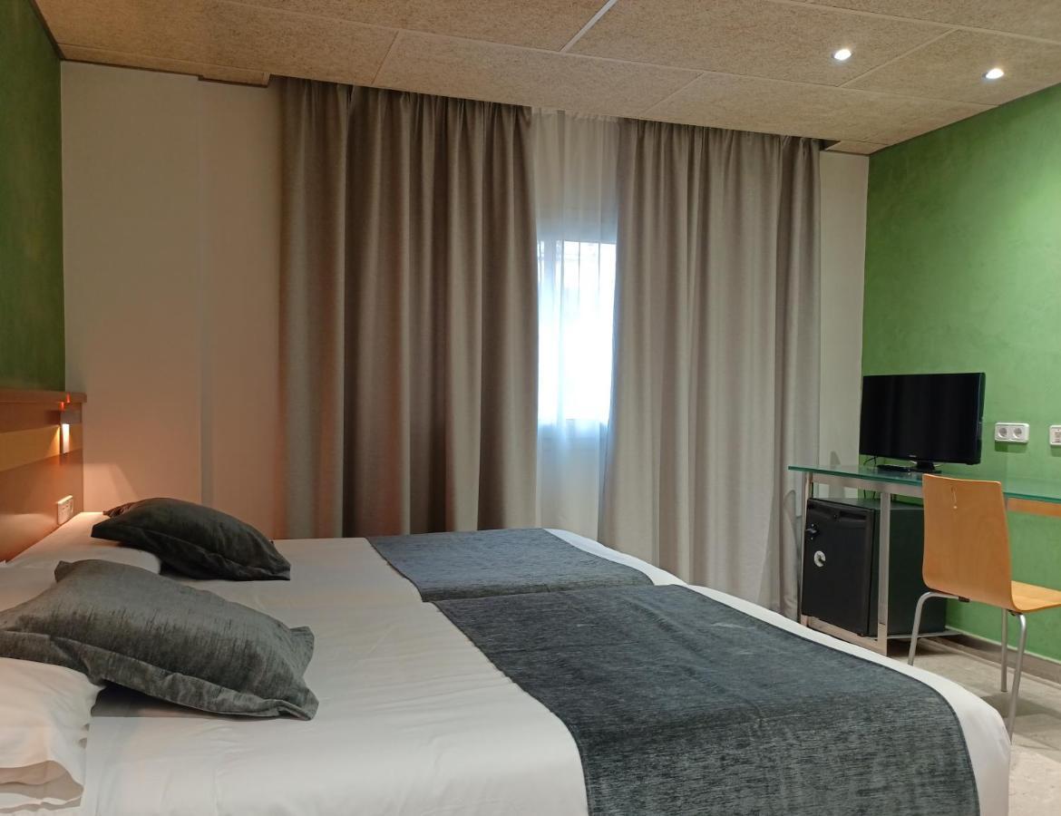Hotel Iris Granollers Exterior foto